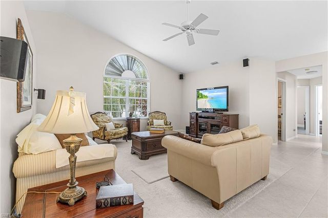 610 W Archer PKWY, Cape Coral, FL 33904