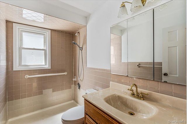 85-12 248 Street, Bellerose, NY 11426