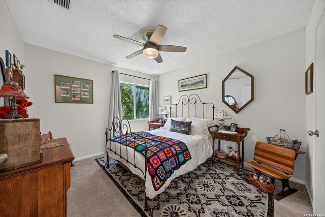 13611 Thessaly, Universal City, TX 78148