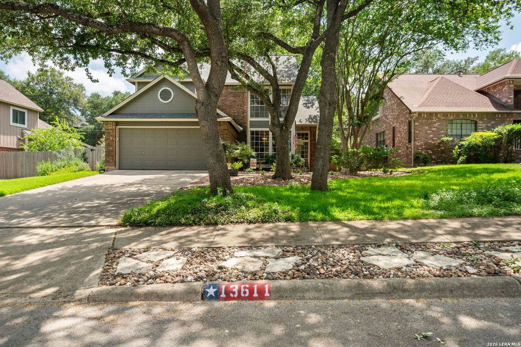 13611 Thessaly, Universal City, TX 78148