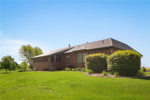 36404 E County Line Road, Lone Jack, MO 64070