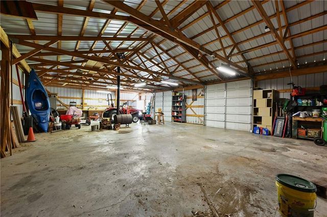 36404 E County Line Road, Lone Jack, MO 64070