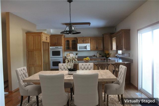 36404 E County Line Road, Lone Jack, MO 64070