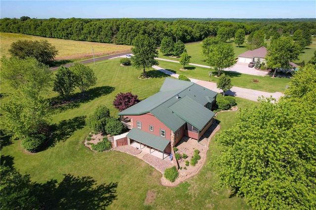 36404 E County Line Road, Lone Jack, MO 64070