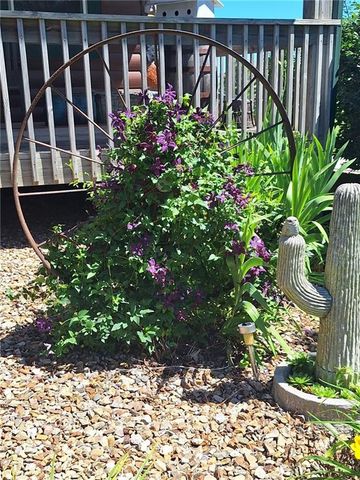 36404 E County Line Road, Lone Jack, MO 64070