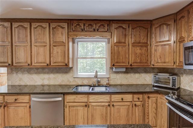 1051 Riverside Road, Sugar Hill, GA 30518