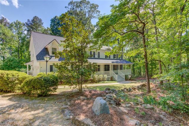 1051 Riverside Road, Sugar Hill, GA 30518