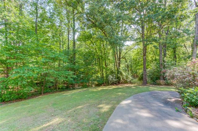 1051 Riverside Road, Sugar Hill, GA 30518