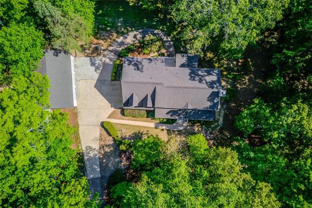 1051 Riverside Road, Sugar Hill, GA 30518