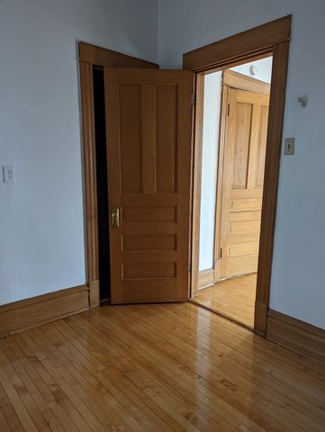 3448 W Drummond Place 2, Chicago, IL 60647