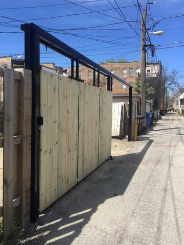 3448 W Drummond Place 2, Chicago, IL 60647