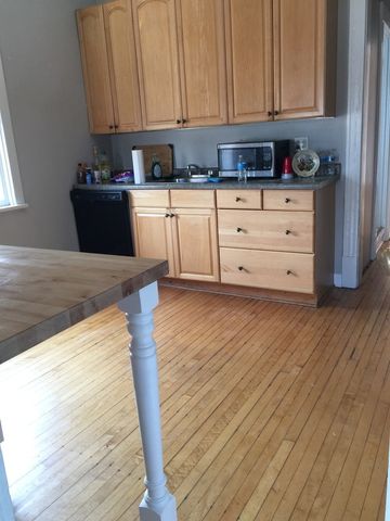 3448 W Drummond Place 2, Chicago, IL 60647