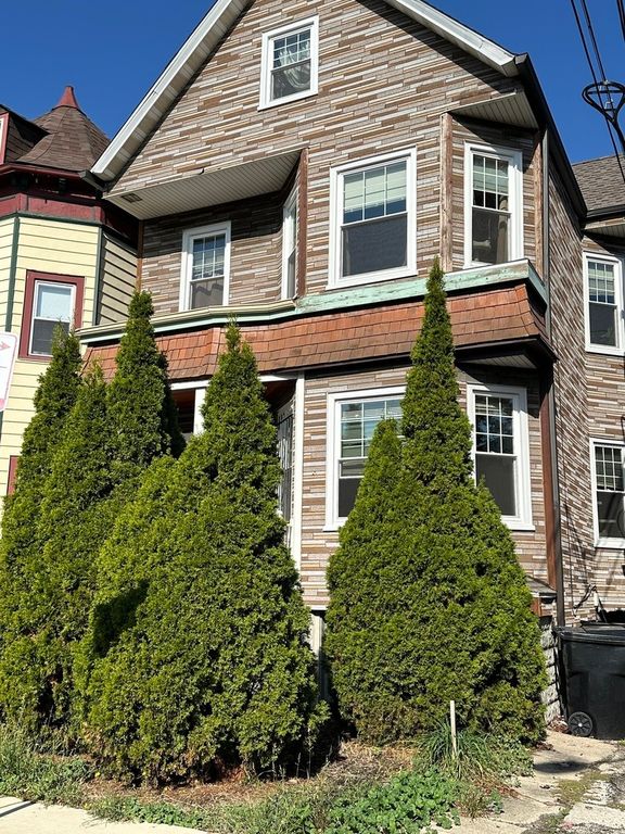 3448 W Drummond Place 2, Chicago, IL 60647