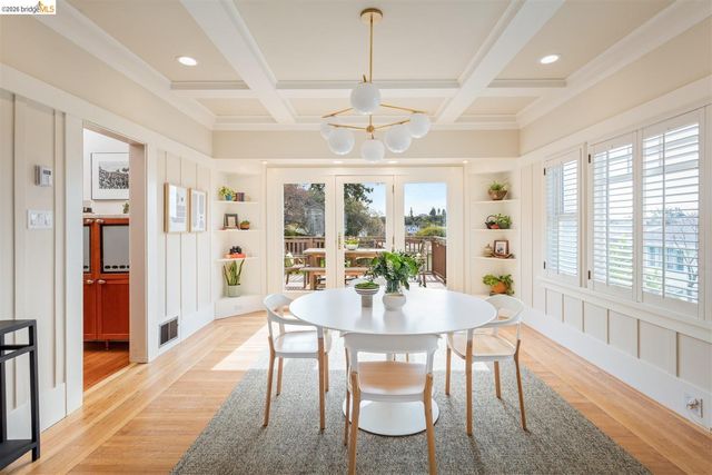 685 Calmar Ave, Oakland, CA 94610