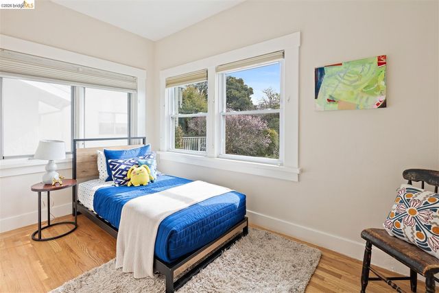 685 Calmar Ave, Oakland, CA 94610