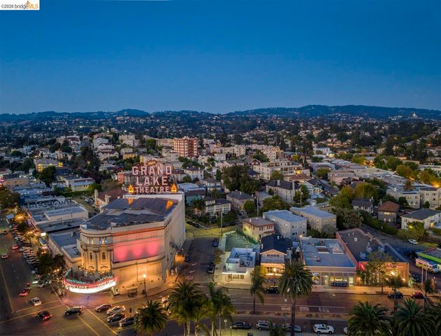 685 Calmar Ave, Oakland, CA 94610