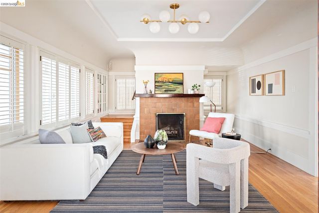 685 Calmar Ave, Oakland, CA 94610