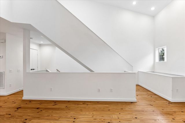 6130 Grand Boulevard, Houston, TX 77021