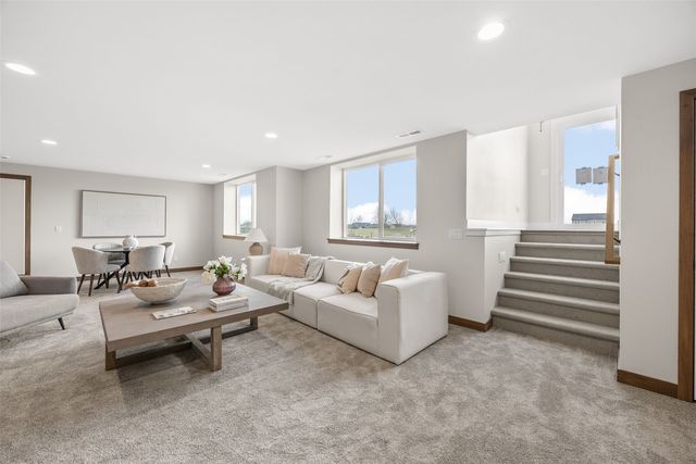 7052 Stags Leap, Marion, IA 52302