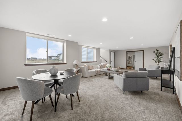 7052 Stags Leap, Marion, IA 52302