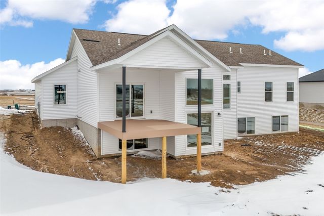 7052 Stags Leap, Marion, IA 52302