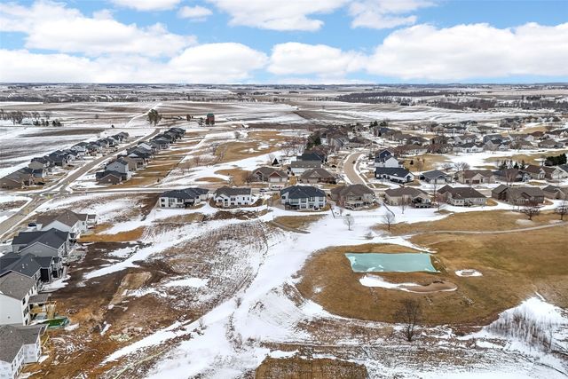 7052 Stags Leap, Marion, IA 52302