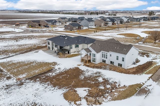 7052 Stags Leap, Marion, IA 52302