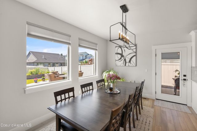 2877 N Callary St, Post Falls, ID 83854