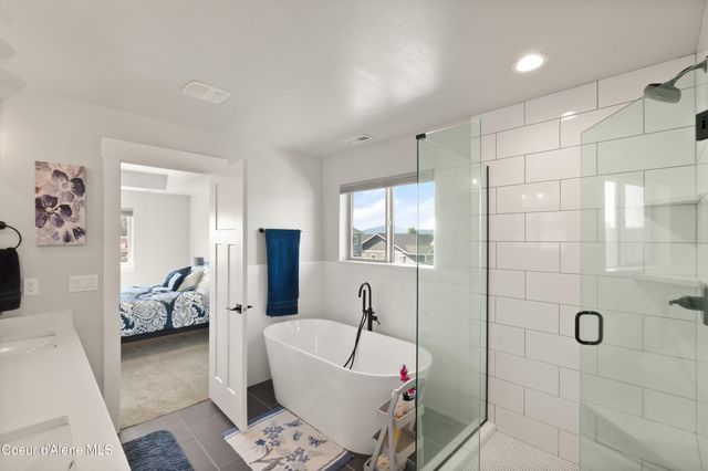 2877 N Callary St, Post Falls, ID 83854