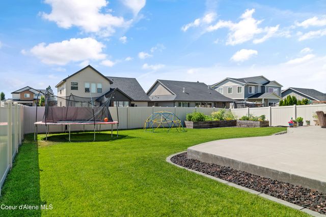 2877 N Callary St, Post Falls, ID 83854