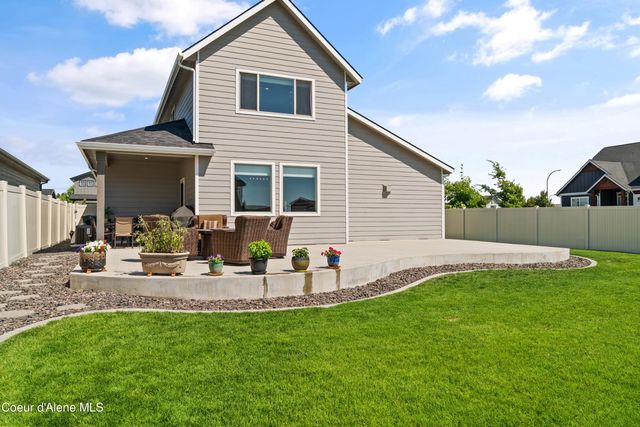 2877 N Callary St, Post Falls, ID 83854