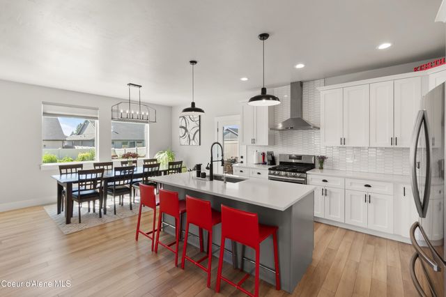 2877 N Callary St, Post Falls, ID 83854