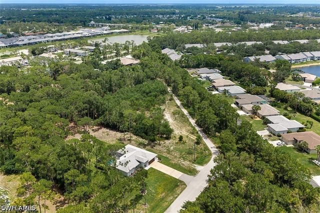 25693 Moriah LN, Bonita Springs, FL 34135