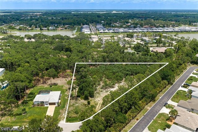 25693 Moriah LN, Bonita Springs, FL 34135