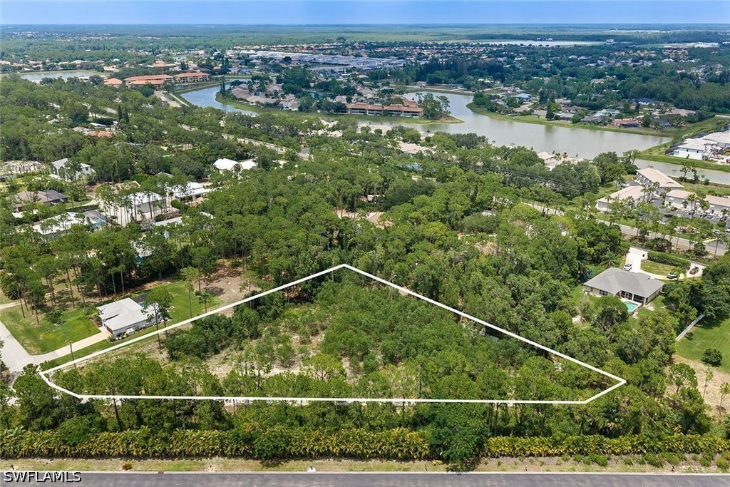25693 Moriah LN, Bonita Springs, FL 34135