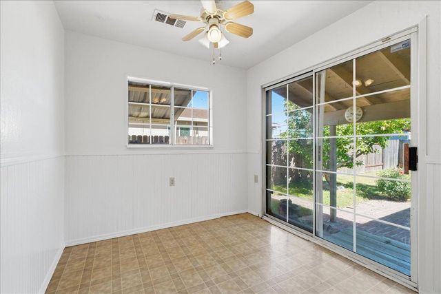 6472 Linn Way, Rio Linda, CA 95673