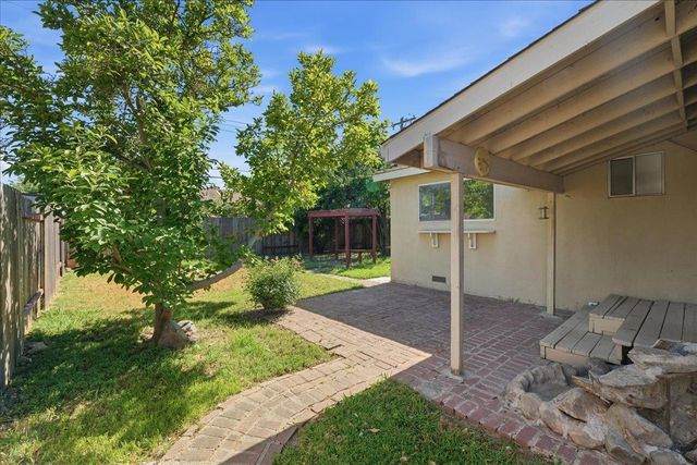 6472 Linn Way, Rio Linda, CA 95673