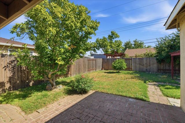 6472 Linn Way, Rio Linda, CA 95673