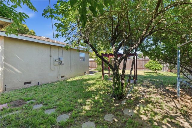 6472 Linn Way, Rio Linda, CA 95673