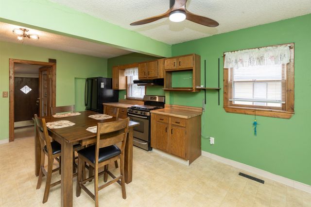 300 E Granger Avenue, Des Moines, IA 50315