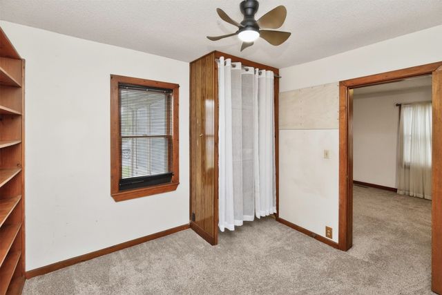 300 E Granger Avenue, Des Moines, IA 50315