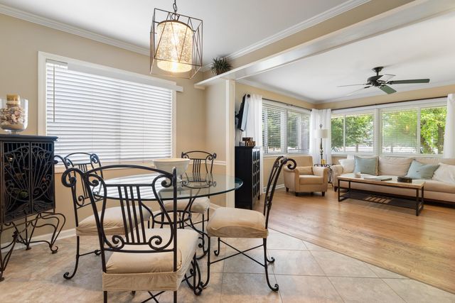 8134 Columbia Avenue, Munster, IN 46321