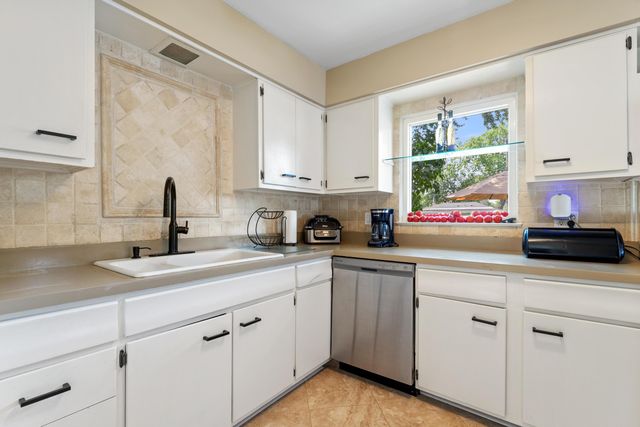 8134 Columbia Avenue, Munster, IN 46321