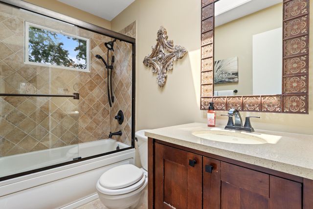 8134 Columbia Avenue, Munster, IN 46321