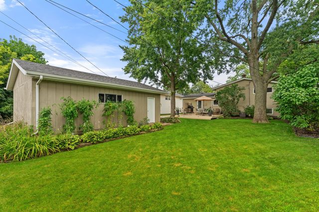 8134 Columbia Avenue, Munster, IN 46321