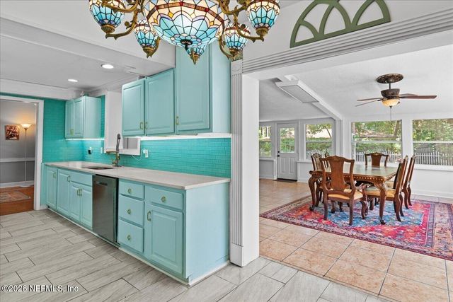 1863 MAUVA JUAN Avenue, Jacksonville, FL 32225