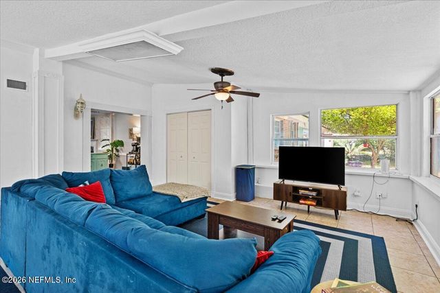 1863 MAUVA JUAN Avenue, Jacksonville, FL 32225