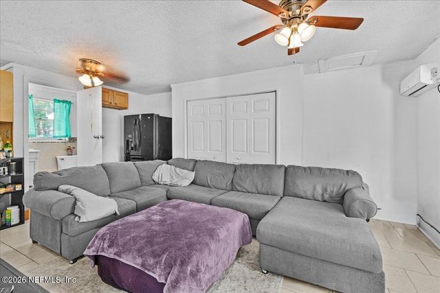 1863 MAUVA JUAN Avenue, Jacksonville, FL 32225