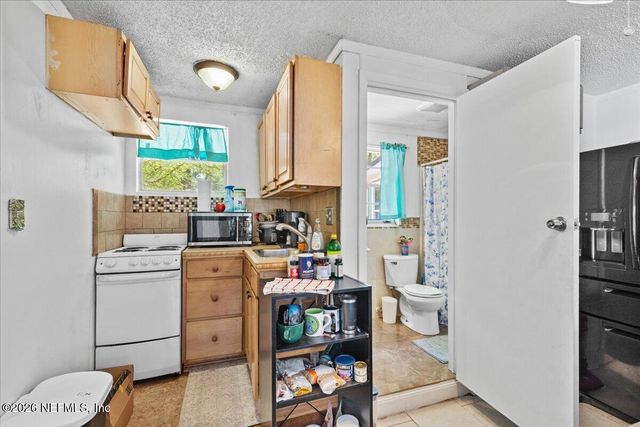 1863 MAUVA JUAN Avenue, Jacksonville, FL 32225