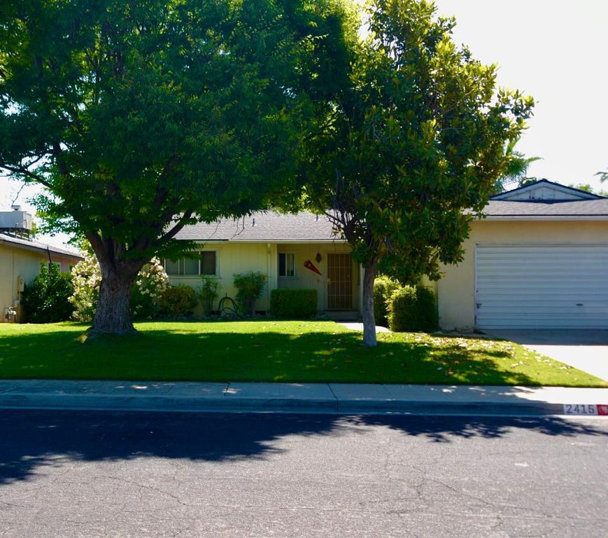 2415 Fordham Avenue, Clovis, CA 93611